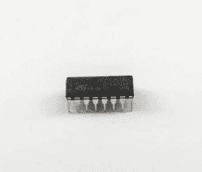 IC 4040